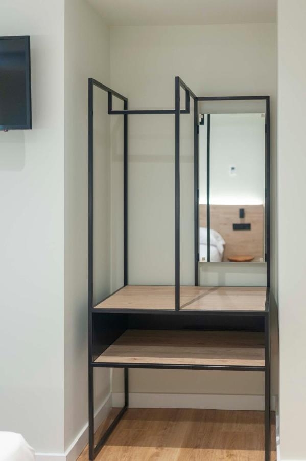 Albatros Hotell Pontedeume Exteriör bild
